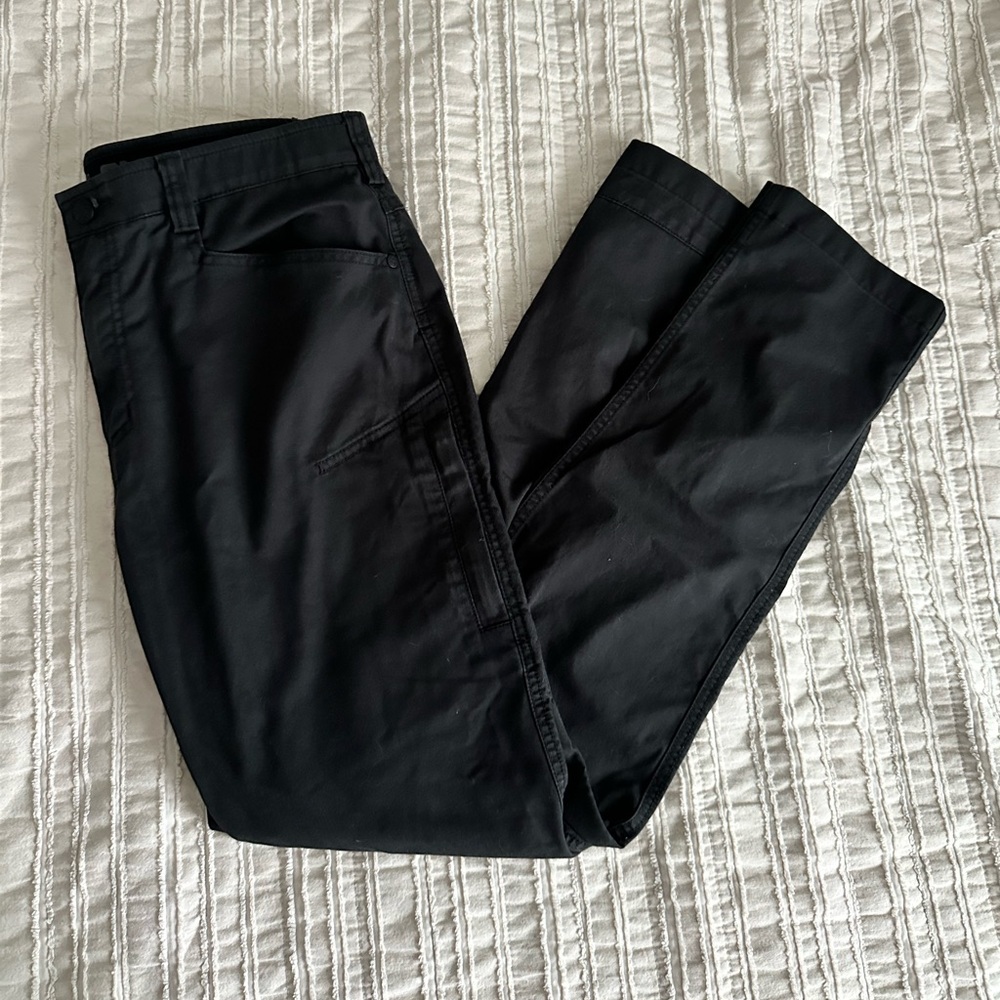 Women’s Black Alaskan Hardware Size 10 Regular Pants